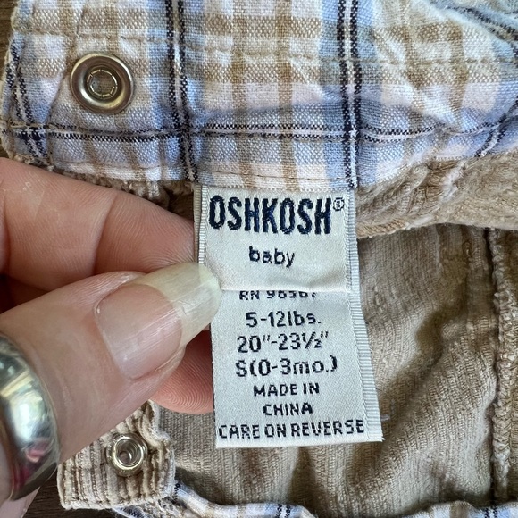 Oshkosh baby corduroy overalls Size 0-3Months With Embroidered Puppy Dog - Picture 6 of 12